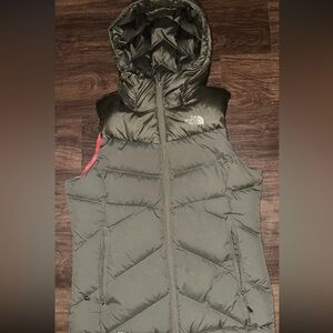 The North Face 650 Puffer Vest Women’s Dark Green Medium